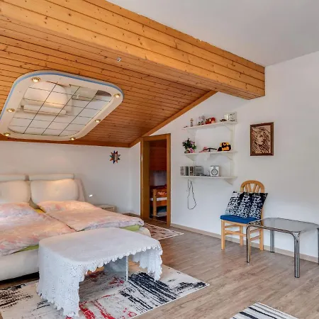 Smaragd Chalet 布拉保韦德库
